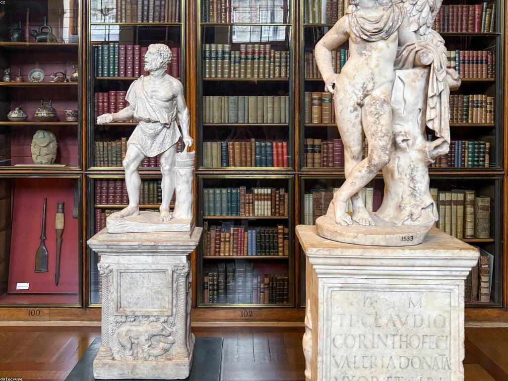 សារៈសំខាន់នៃអត្ថបទពិសេសក្នុងការអប់រំ